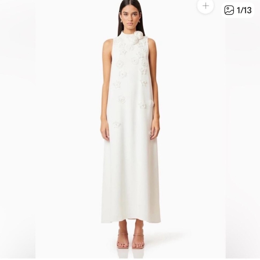 elliatt lilydale white 3d flower pearl applique mock neck maxi dress size XS